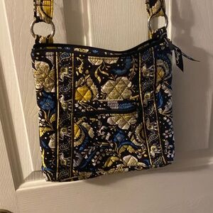 SALE!!! Vera Bradley Hipster